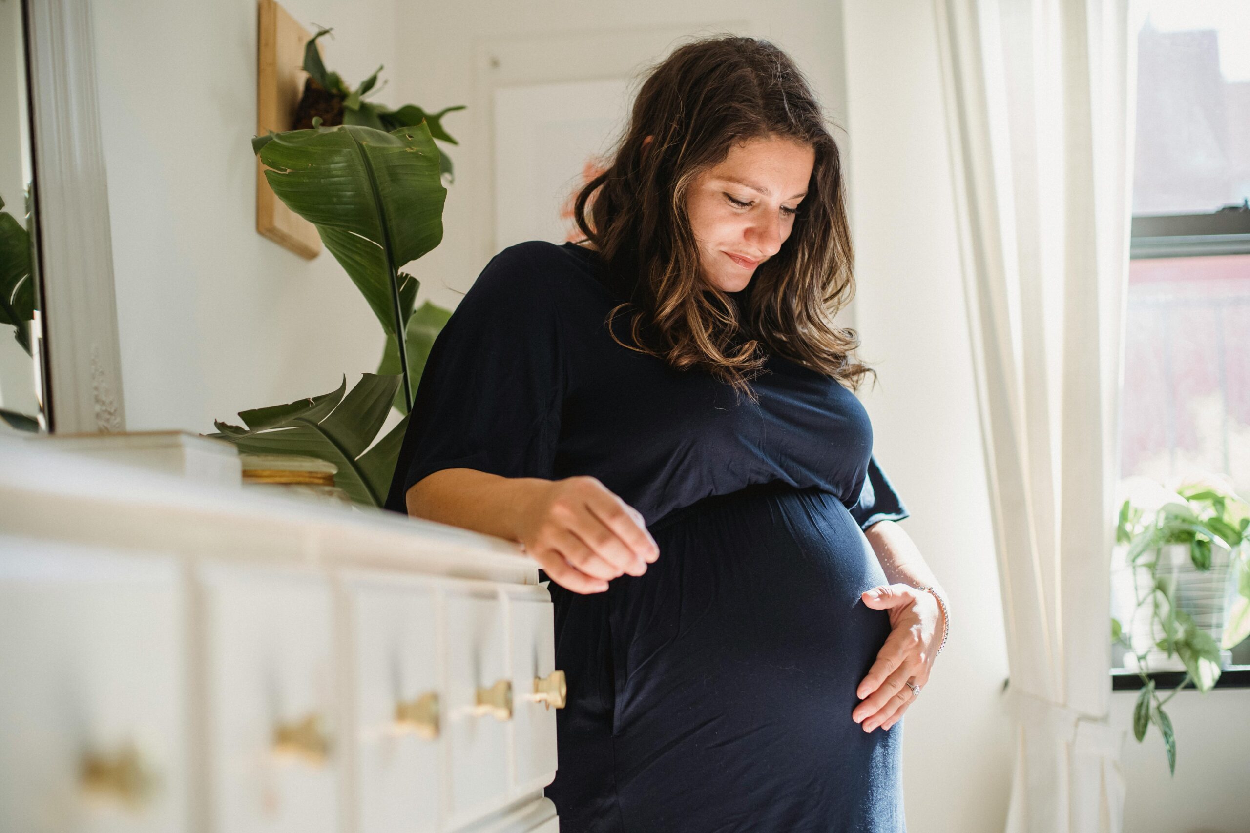 ¿Cómo las madres cabeza de familia pueden conseguir su vivienda propia?